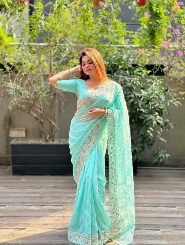 এক্সক্লুসিভ ওয়েটলেস জর্জেট এমব্রয়ডারি করা পার্টি শাড়ি